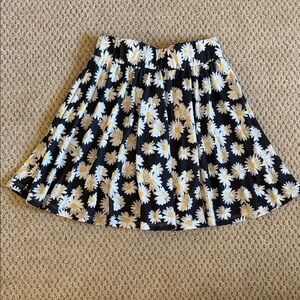 ‼️ Joe Boxer Black Floral Skater Skirt ‼️